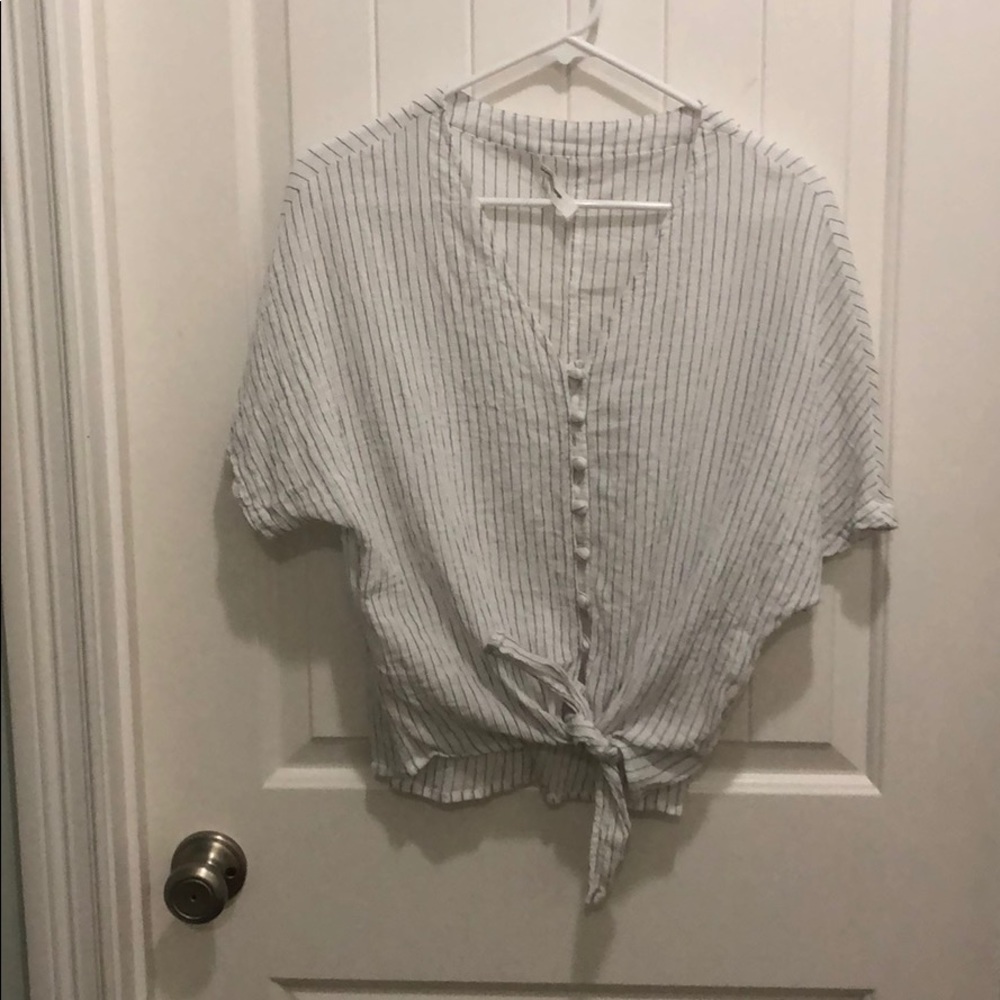 Beachlunchlounge shirt. Size medium. Great cond